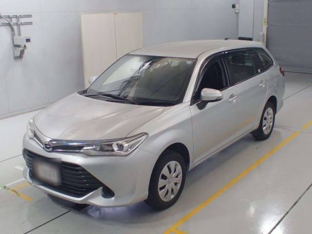 30050 TOYOTA COROLLA FIELDER NZE164G 2017 г. (CAA Chubu)